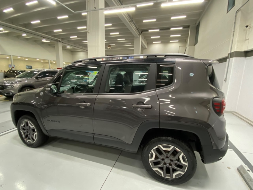 jeep renegade 1.3 t270 turbo flex trailhawk 4x4 at9 4p automatico 20225