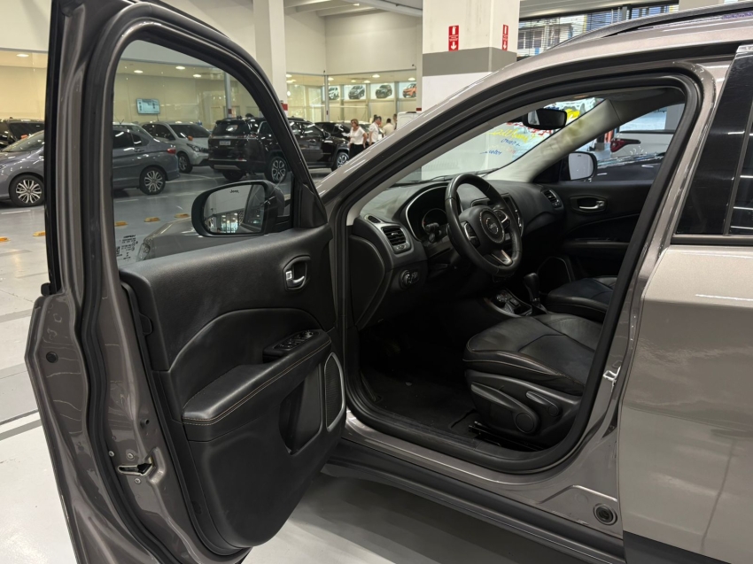 jeep compass 2.0 16v diesel longitude 4x4 automatico 4p 20216