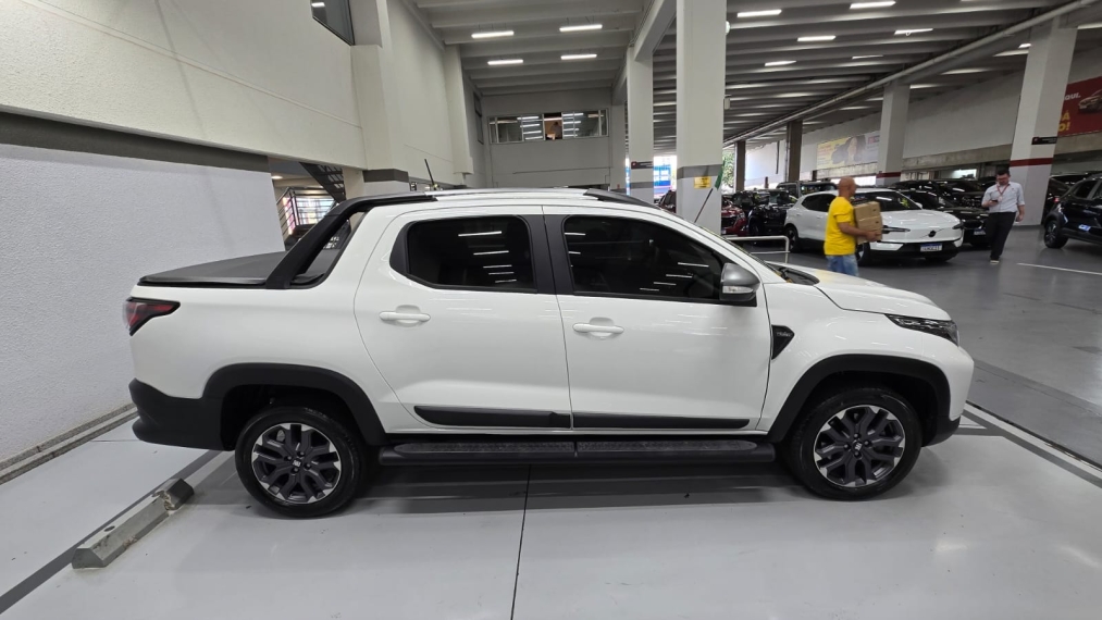 fiat strada 1.0 turbo 200 flex ultra cd cvt 4p automatico 20254