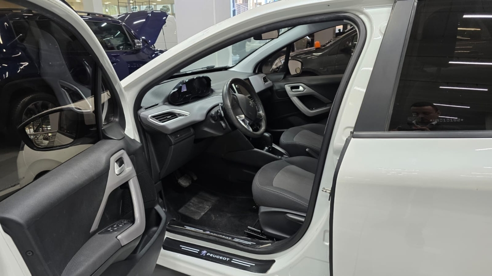 peugeot 208 1.6 allure 16v flex 4p automatico 20176