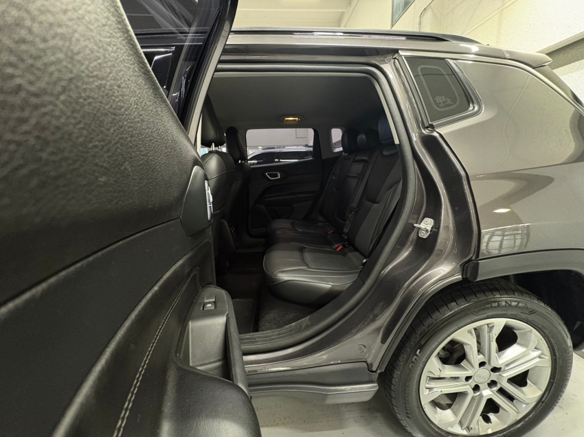 jeep compass 1.3 t270 turbo flex longitude at6 4p automatico 202212