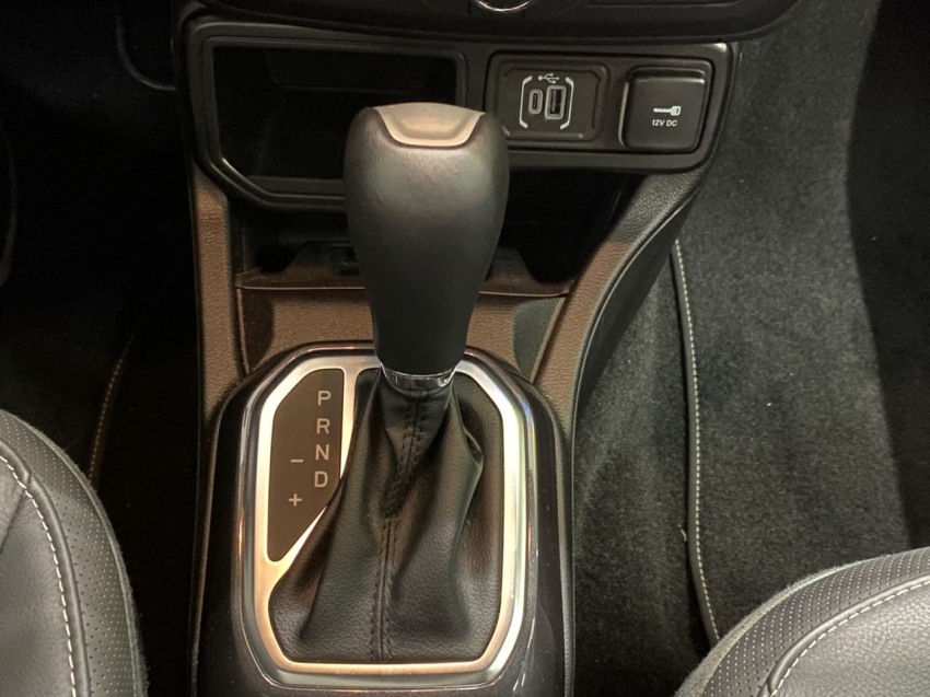 jeep renegade 1.3 t270 turbo flex longitude at6 4p automatico 20268