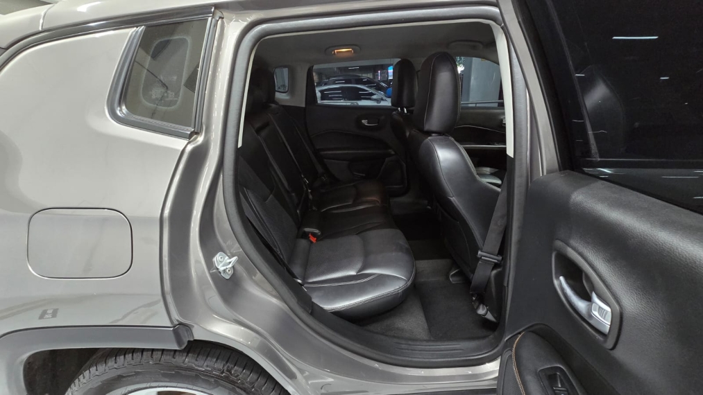 jeep compass 2.0 16v flex sport automatico 4p 201811