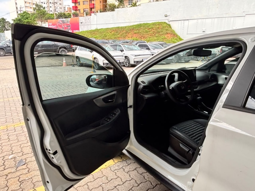 fiat fastback 1.3 turbo 270 flex limited edition at6 4p automatico 20239