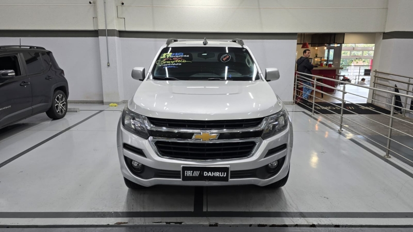 chevrolet s10 2.5 advantage 4x2 cd 16v flex 4p manual automatico 20172