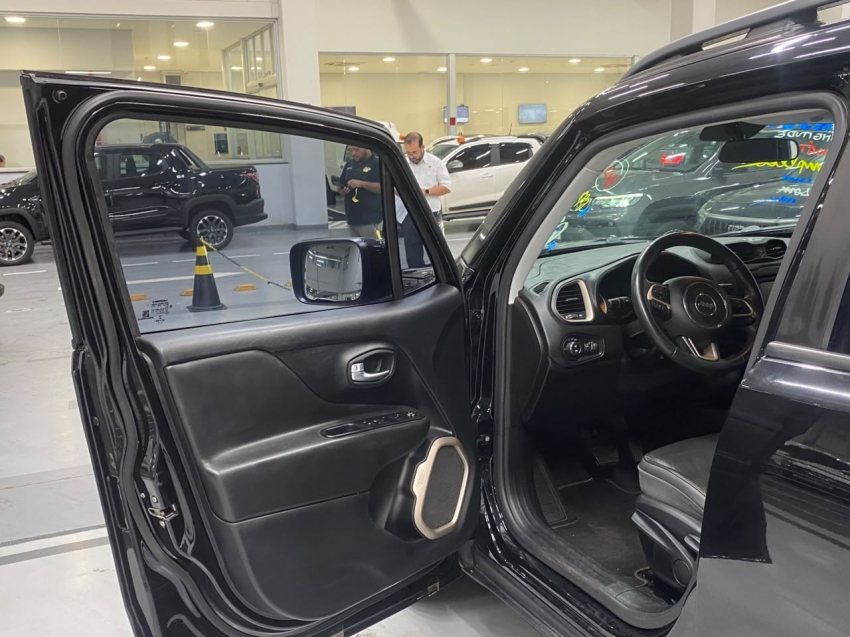 jeep renegade 1.8 16v flex longitude 4p automatico 20189