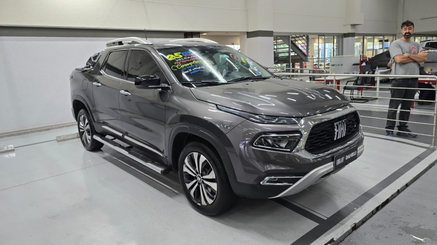 fiat toro 1.3 turbo 270 flex volcano at6 4p automatico 20253
