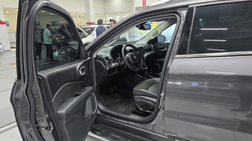 fiat toro 1.3 turbo 270 flex volcano at6 4p automatico 20256