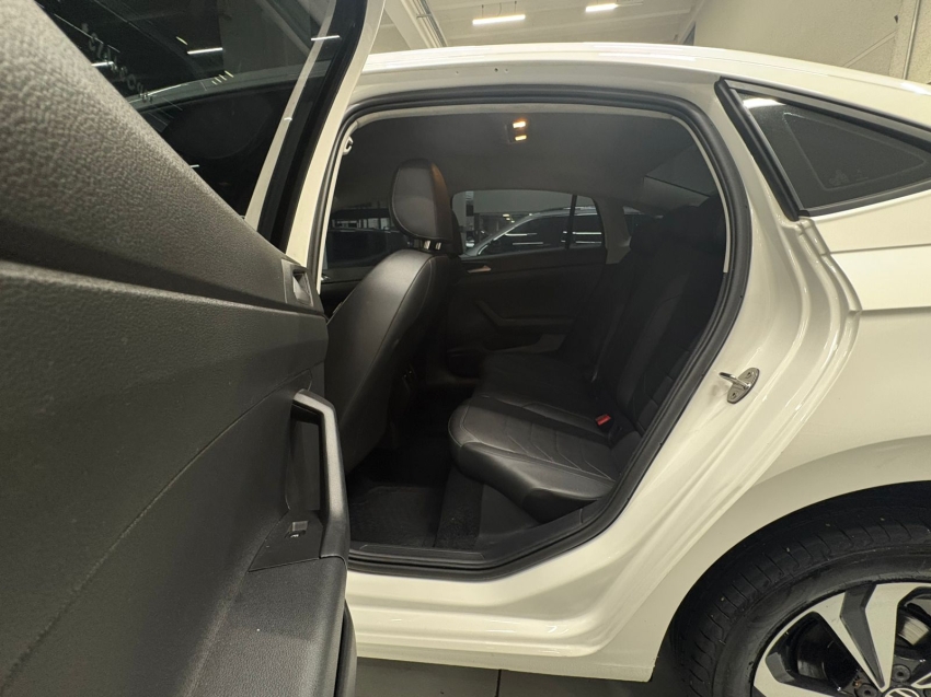 volkswagen virtus 1.0 200 tsi comfortline automatico flex 4p 202512