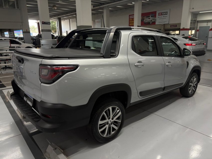 fiat strada 1.3 firefly flex volcano cd cvt 4p automatico 202413