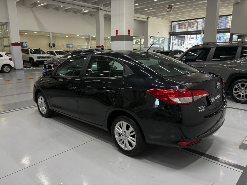 toyota yaris 1.5 16v flex sedan xl multidrive 4p automatico 201915