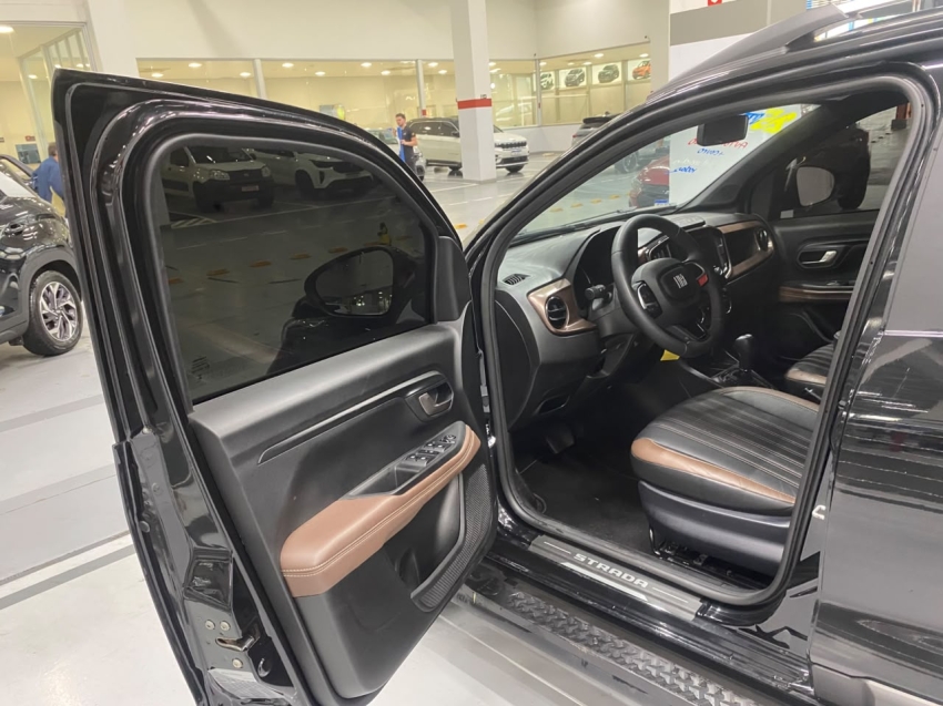 fiat strada 1.0 turbo 200 flex ranch cd cvt 4p automatico 20254