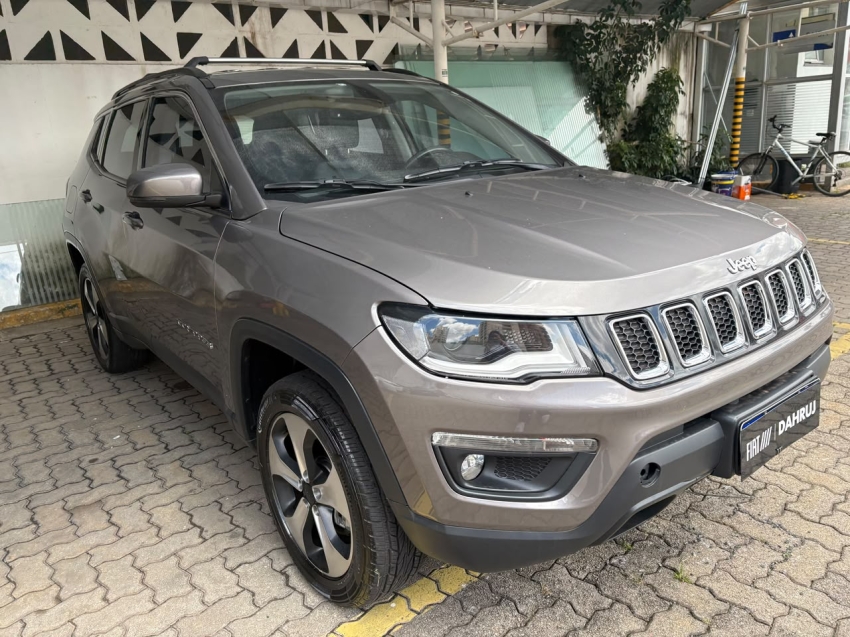 jeep compass 2.0 16v diesel longitude 4x4 automatico 4p 20182