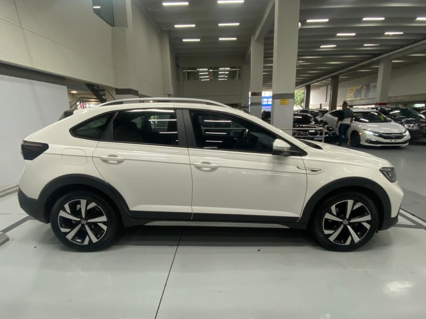 volkswagen nivus 1.0 200 tsi total flex highline automatico 4p 20213