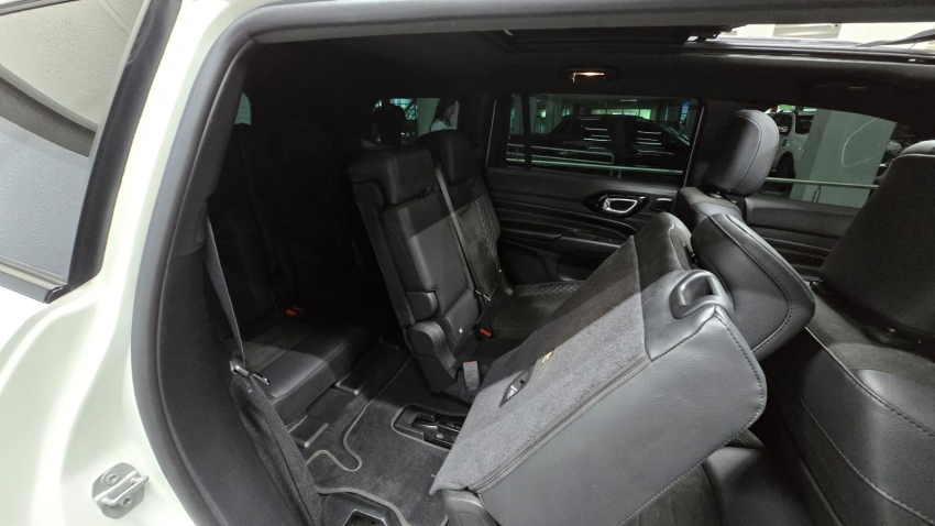 jeep commander 2.0 hurricane 4 turbo gasolina blackhawk at9 flex 4p automatico 202512