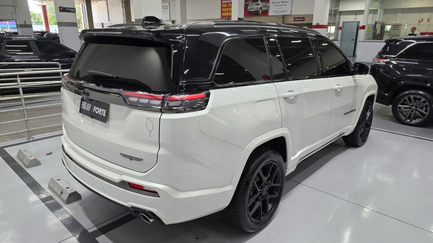 jeep commander 2.0 hurricane 4 turbo gasolina blackhawk at9 flex 4p automatico 202514