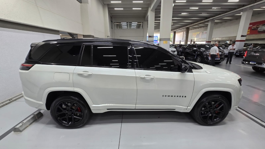 jeep commander 2.0 hurricane 4 turbo gasolina blackhawk at9 flex 4p automatico 20254
