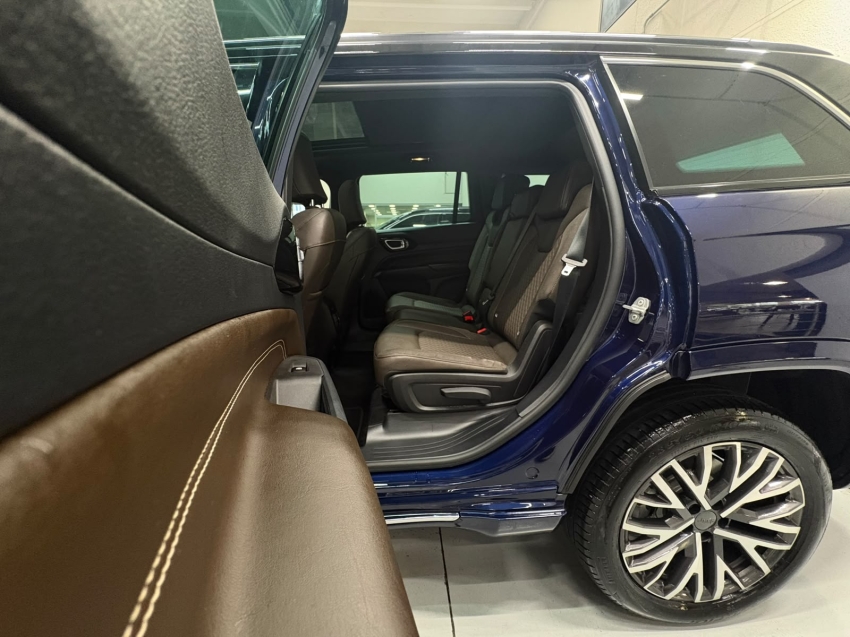 jeep commander 2.2 turbo diesel overland at9 gasolina 4p automatico 202615