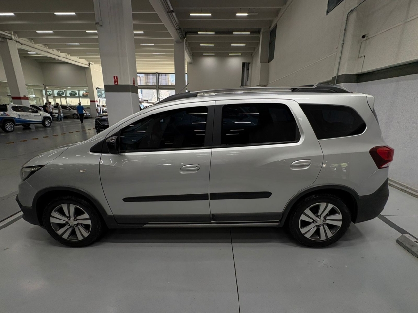 chevrolet spin 1.8 activ 8v flex 4p automatico 20205