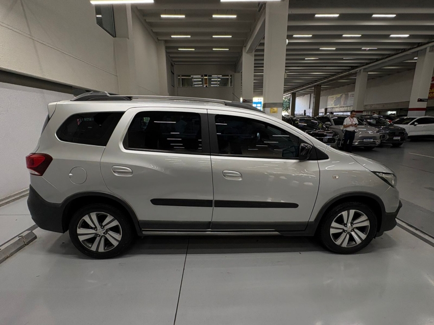 chevrolet spin 1.8 activ 8v flex 4p automatico 20204
