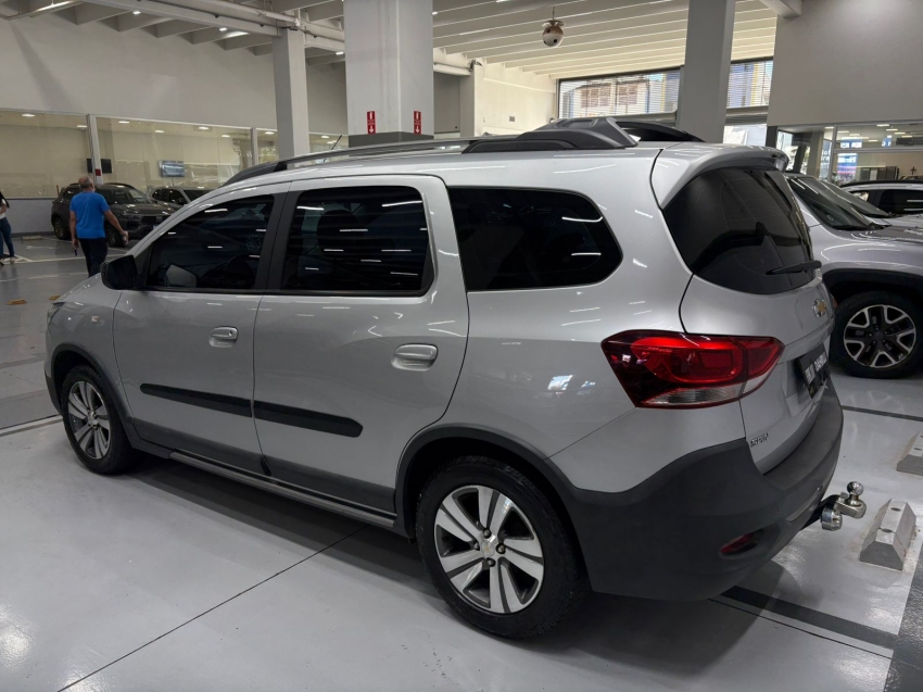 chevrolet spin 1.8 activ 8v flex 4p automatico 202017