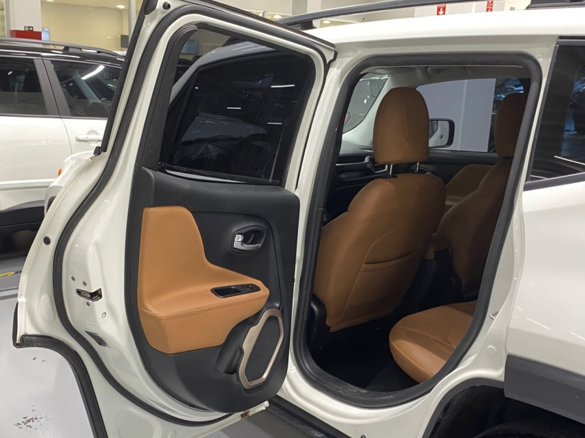 jeep renegade 1.8 16v flex 4p automatico 201811