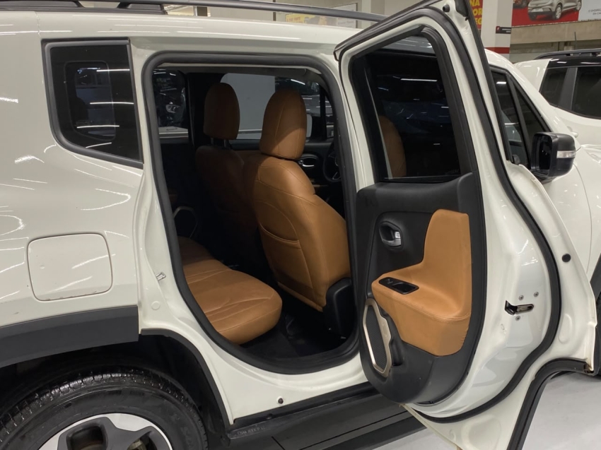 jeep renegade 1.8 16v flex 4p automatico 201810