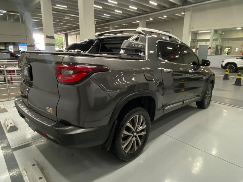 fiat toro 2.0 16v turbo diesel ranch 4wd at9 4p automatico 20227
