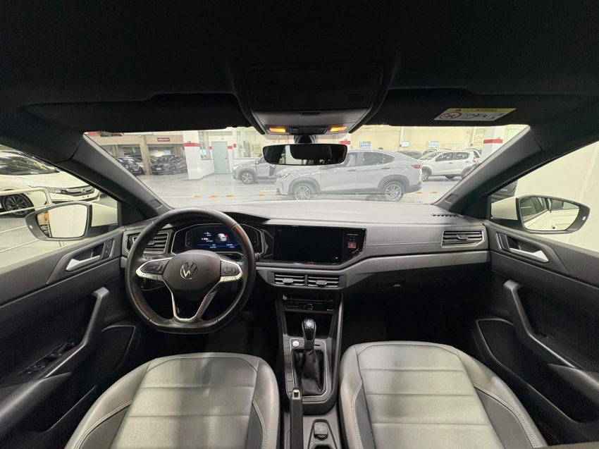 volkswagen nivus 1.0 200 tsi total flex highline automatico 4p 202410