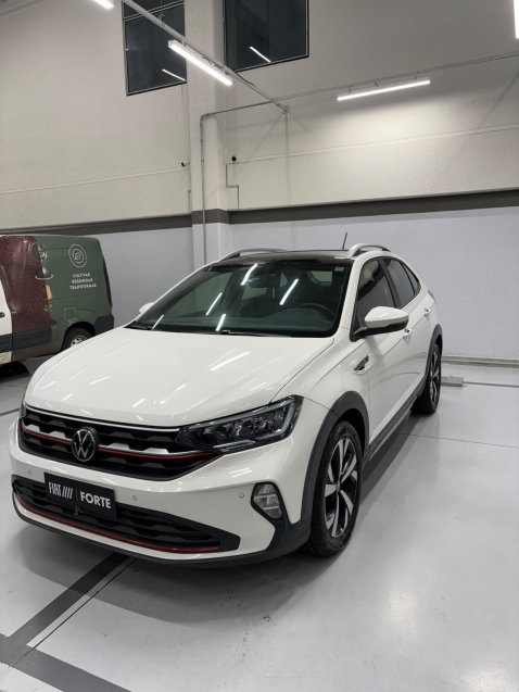 volkswagen nivus 1.0 200 tsi total flex highline automatico 4p 20240