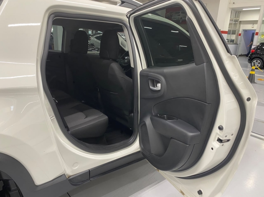 fiat toro 1.3 turbo 270 flex freedom at6 4p automatico 202411