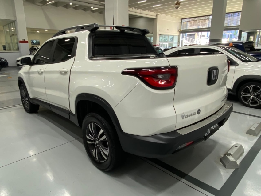 fiat toro 1.3 turbo 270 flex freedom at6 4p automatico 202415