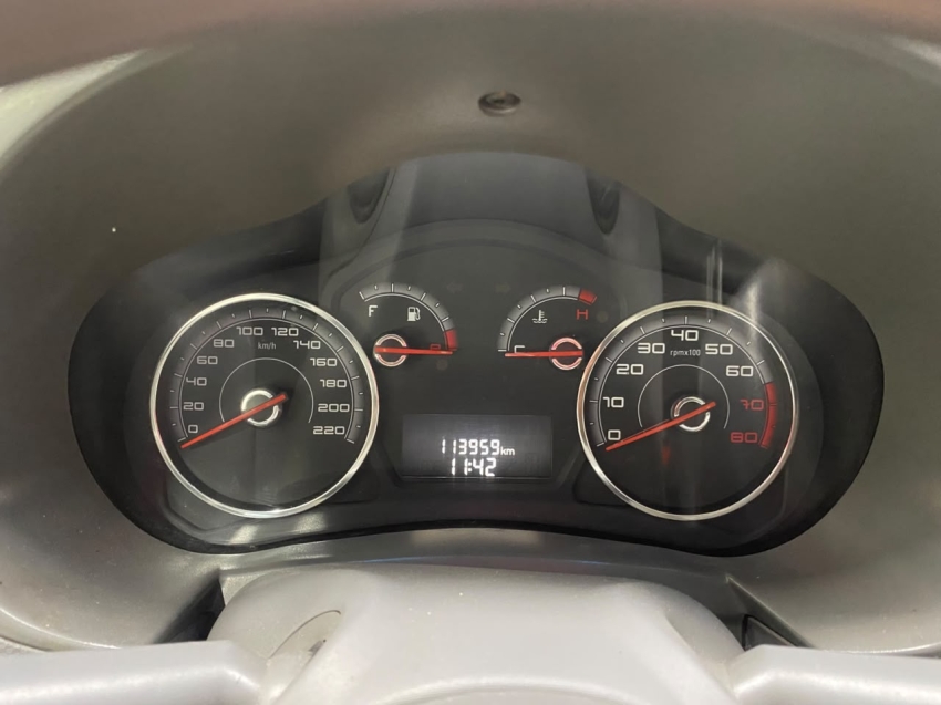 fiat palio 1.0 mpi attractive 8v flex 4p manual 20147