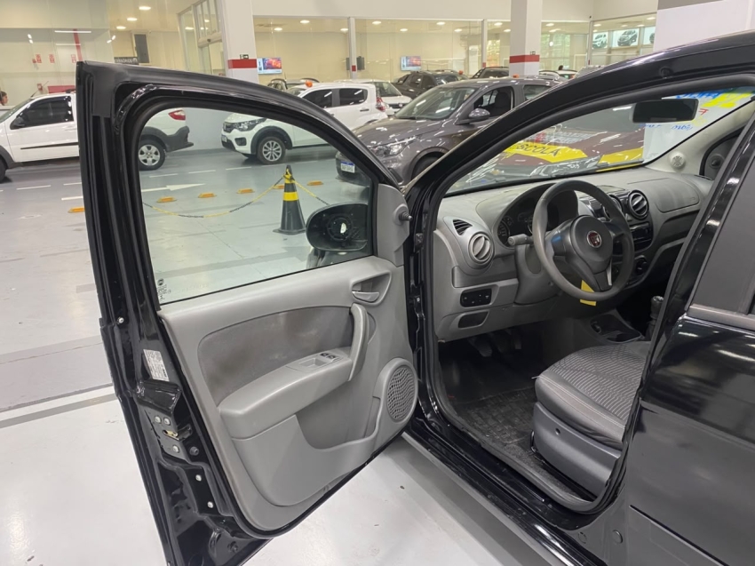 fiat palio 1.0 mpi attractive 8v flex 4p manual 20149