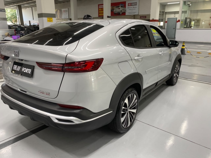 fiat fastback 1.0 turbo 200 flex audace cvt 4p automatico 202413