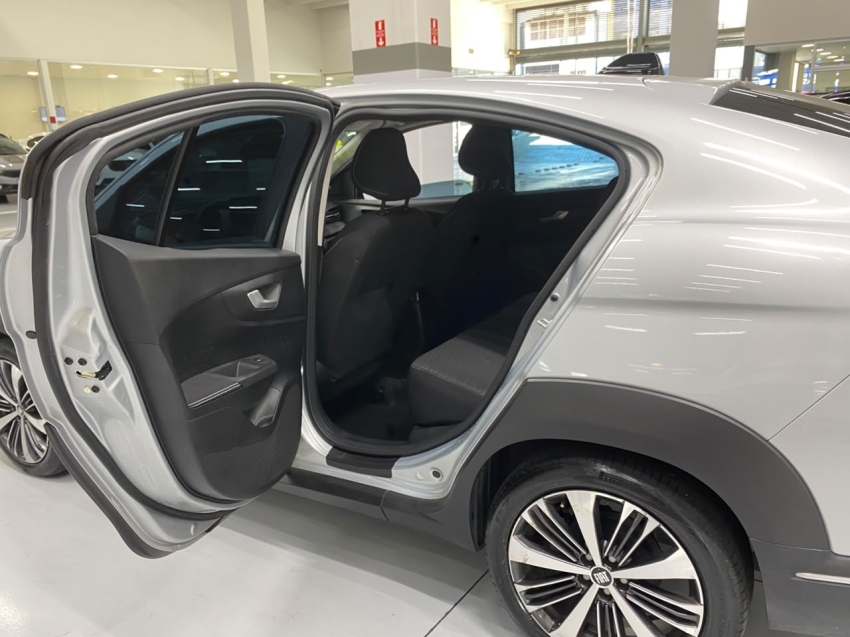 fiat fastback 1.0 turbo 200 flex audace cvt 4p automatico 202412