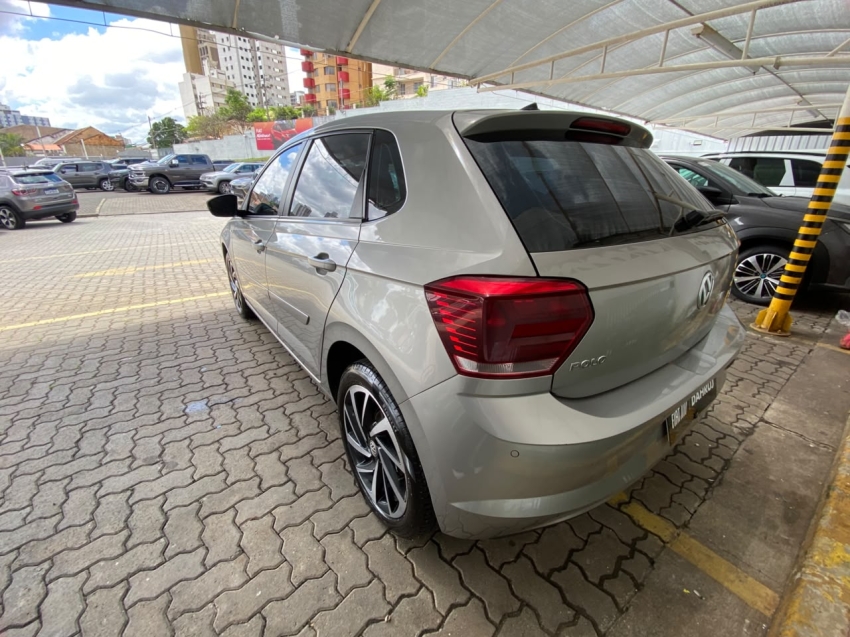 volkswagen polo 1.0 200 tsi highline automatico flex 4p 202115