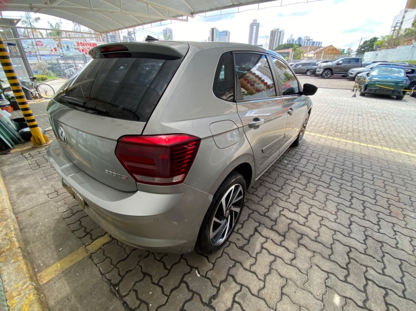 volkswagen polo 1.0 200 tsi highline automatico flex 4p 202113