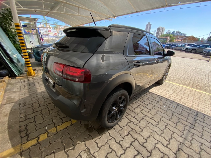 citroen c4 cactus 1.6 vti 120 flex x-series eat6 4p automatico 202213