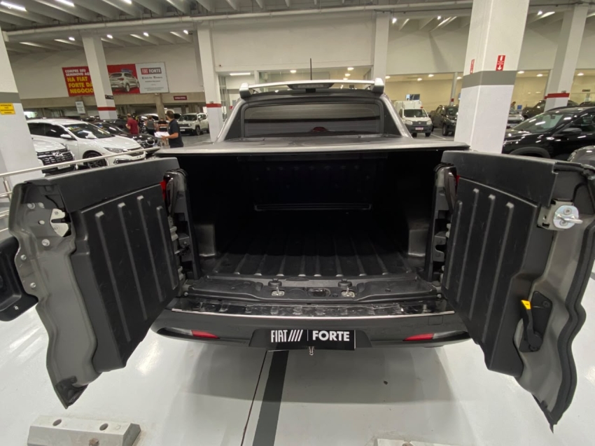fiat toro 1.3 turbo 270 flex volcano at6 4p automatico 202516