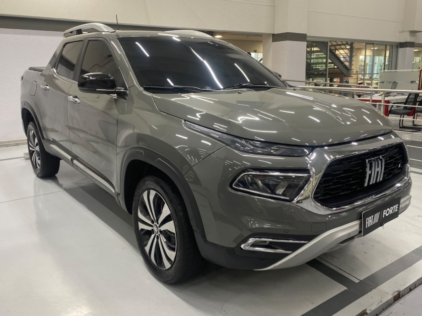 fiat toro 1.3 turbo 270 flex volcano at6 4p automatico 20253