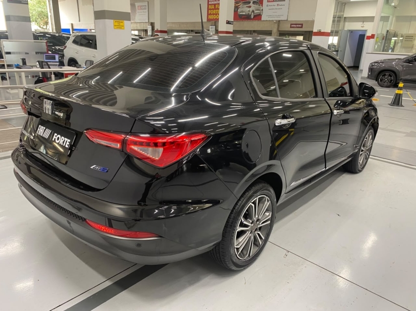 fiat cronos 1.8 e.torq flex precision at6 4p automatico 201913