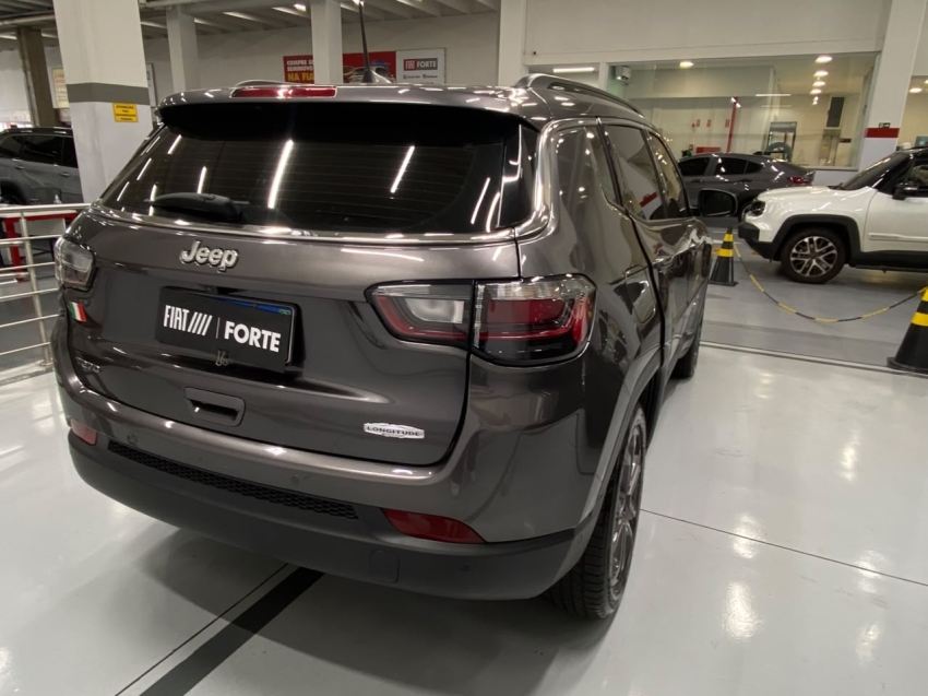 jeep compass 1.3 t270 turbo flex longitude at6 4p automatico 202313