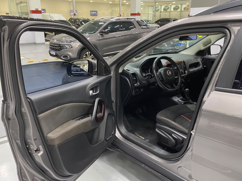 fiat toro 1.8 16v evo flex freedom at6 4p automatico 20199