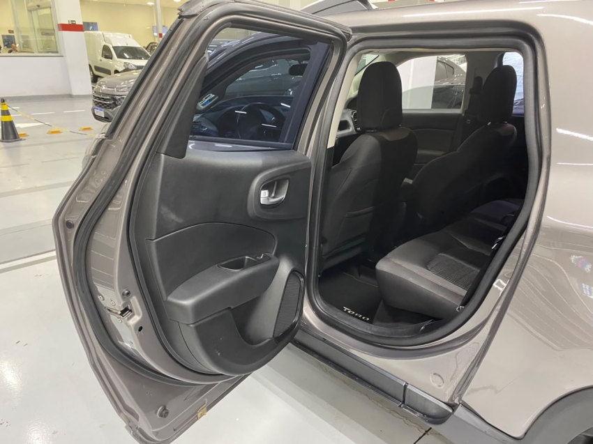 fiat toro 1.8 16v evo flex freedom at6 4p automatico 201912