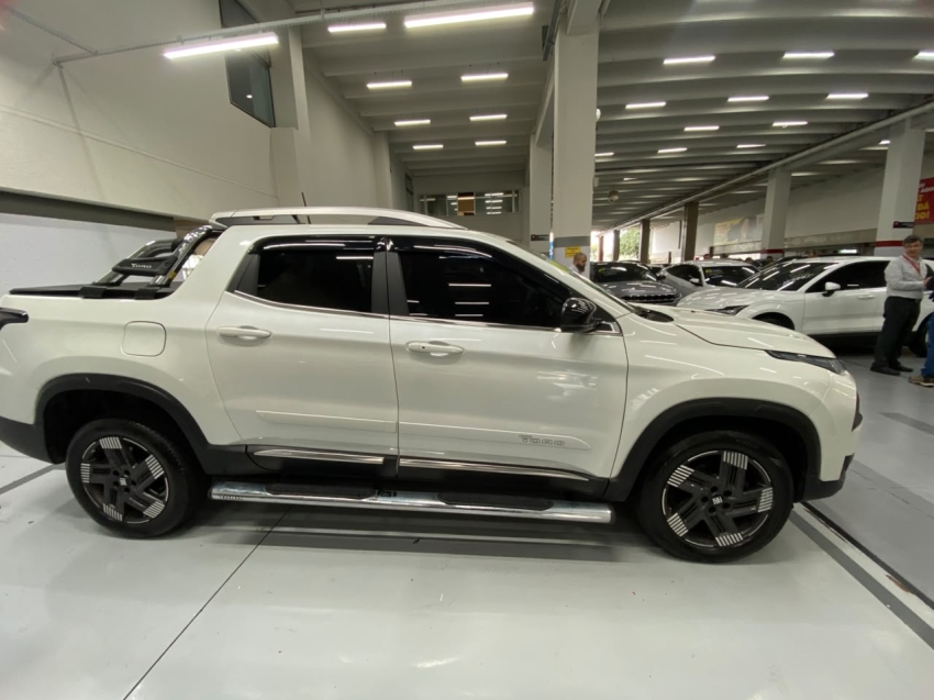 fiat toro 1.3 turbo 270 flex volcano at6 4p automatico 20264