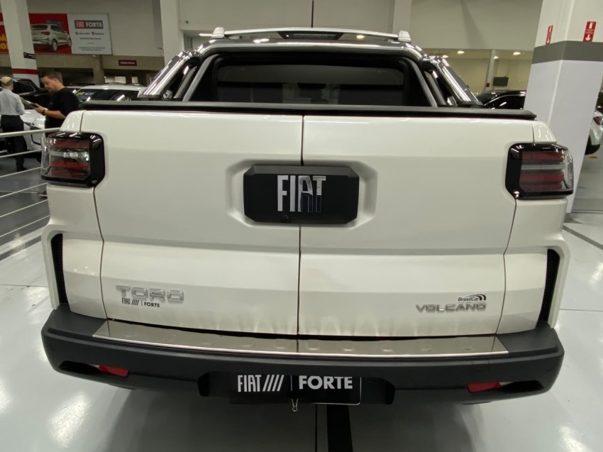 fiat toro 1.3 turbo 270 flex volcano at6 4p automatico 202614