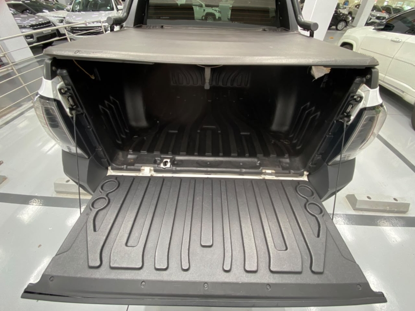 renault oroch 1.6 16v sce flex pro manual 4p automatico 202316