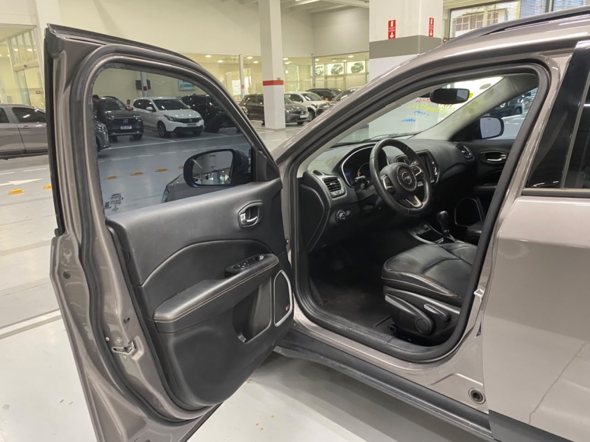 jeep compass 2.0 16v flex longitude automatico 4p 20218