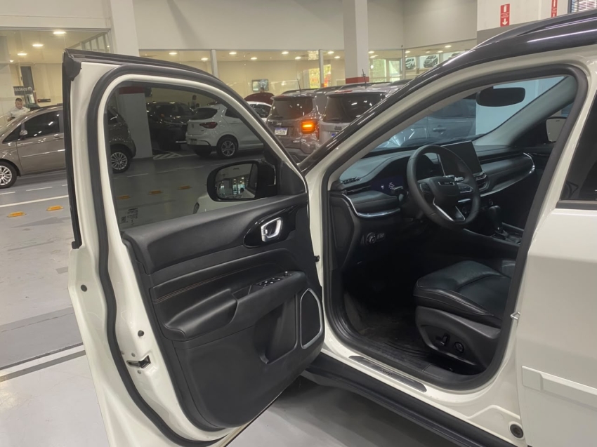 jeep compass 1.3 t270 turbo flex limited at6 4p automatico 20239
